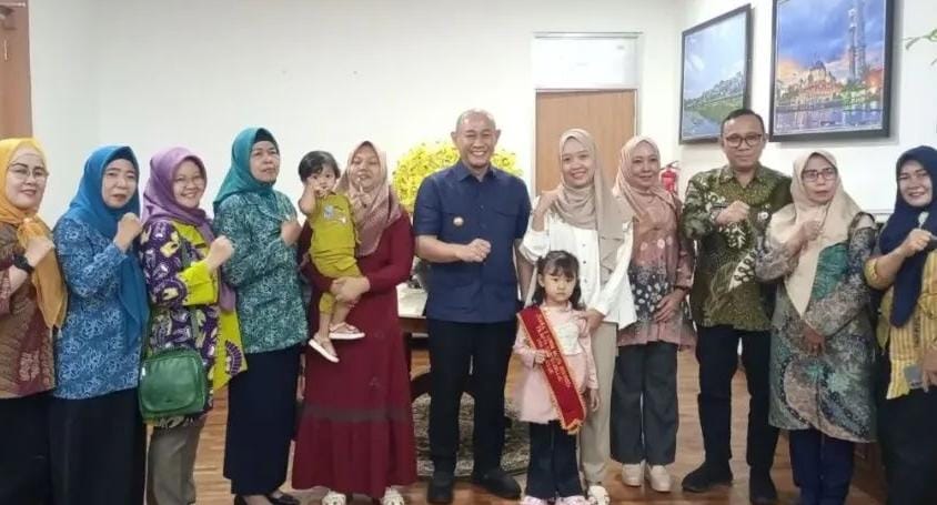 Wali Kota Lubuk Linggau Terima Audiensi Pemenang Lomba Balita Sehat 2025