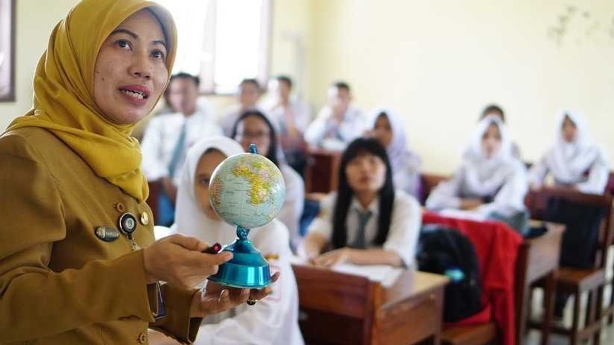 3.033 Guru di Palembang Ikut Seleksi PPPK Tanpa Tes, Berikut Rinciannya, Guru Honorer Ikut Bahagia