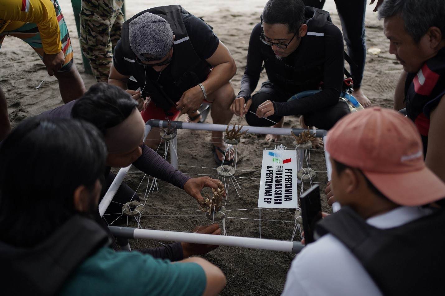 Gandeng Komunitas Terumbu Karang, Pertamina Hulu Indonesia Lakukan Ini di Banyuwangi