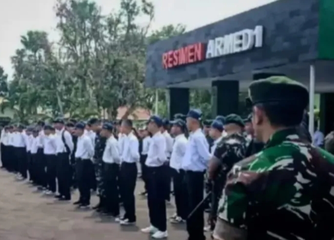 KEREN! Pemprov Jabar Gelontorkan Rp6 Miliar untuk Program Siswa Masuk Barak Militer