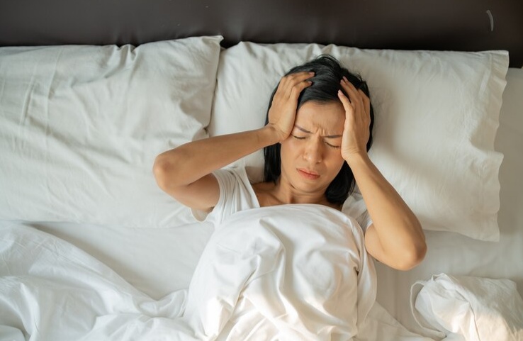 Punya Insomnia yang Ga Kunjung Sembuh? Stop Konsumsi Ini Jika Ingin Tidur Nyenyak