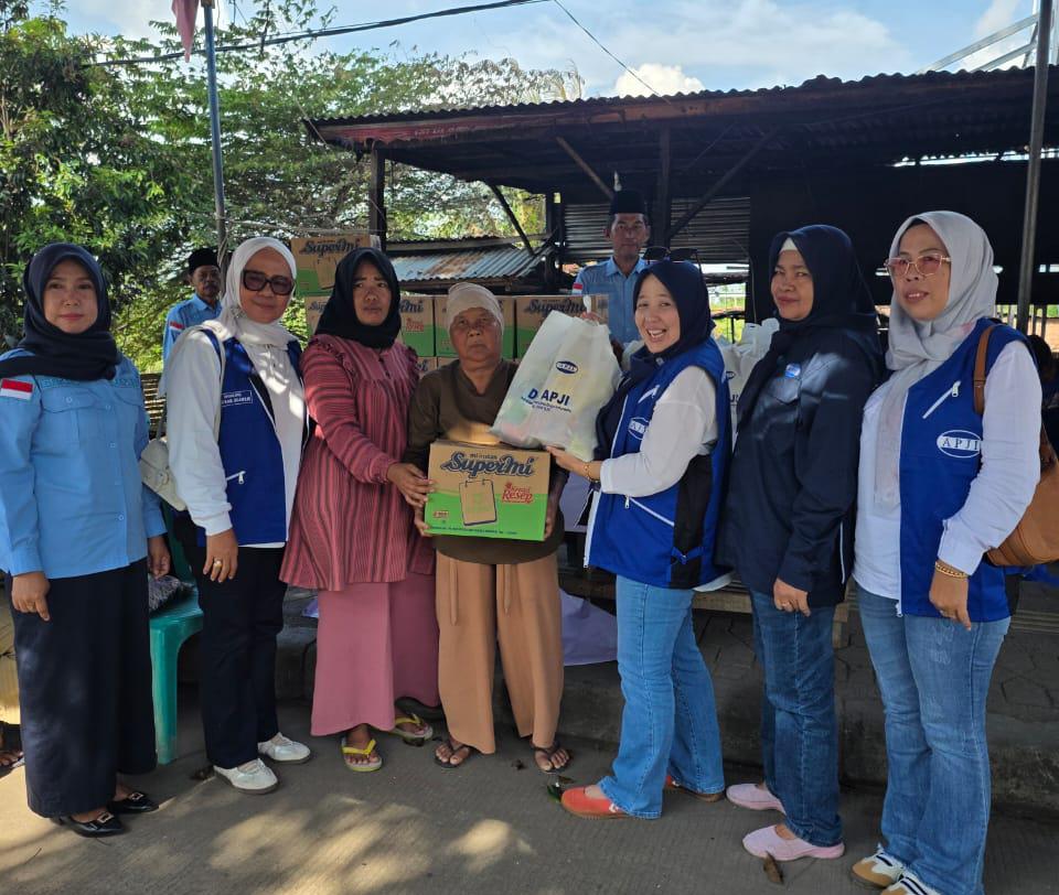 APJI Ogan Ilir Bantu Korban Kebakaran di Desa Ibul Besar II