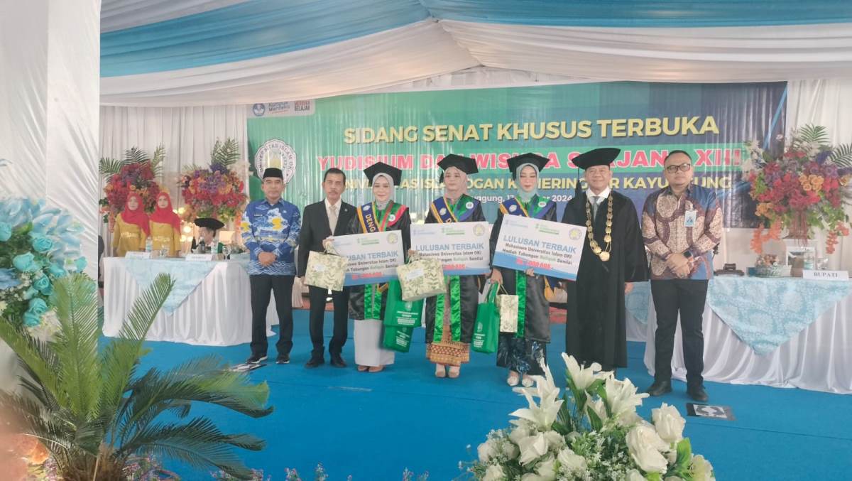 SELAMAT! Universitas Islam OKI Lahirkan 102 Alumni Baru Program Strata 1