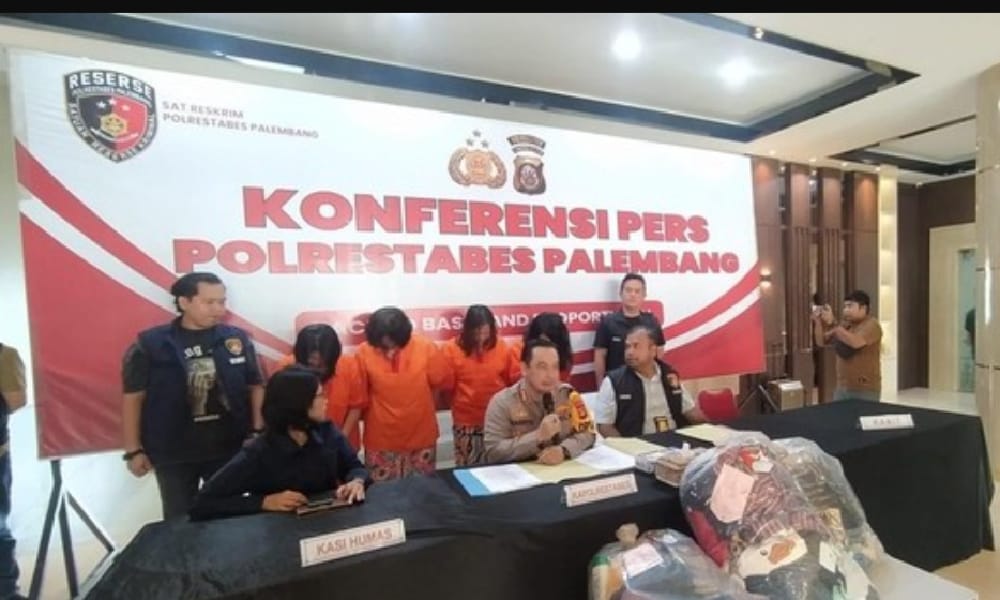 WADUH! Komplotan Emak-emak Pencuri Ratusan Pakaian Kini Diciduk Polisi 