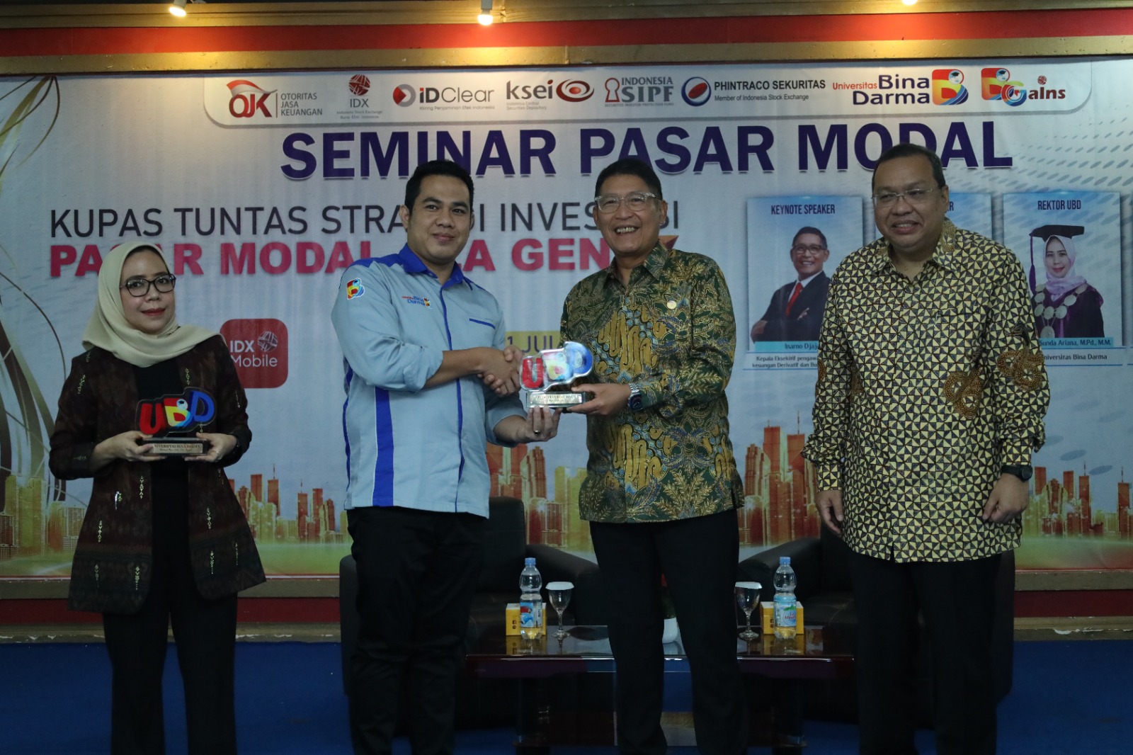 BEI dan OJK Ajak Gen Z Sumsel Kenali Pasar Modal Lewat Kuliah Umum di Universitas Bina Darma