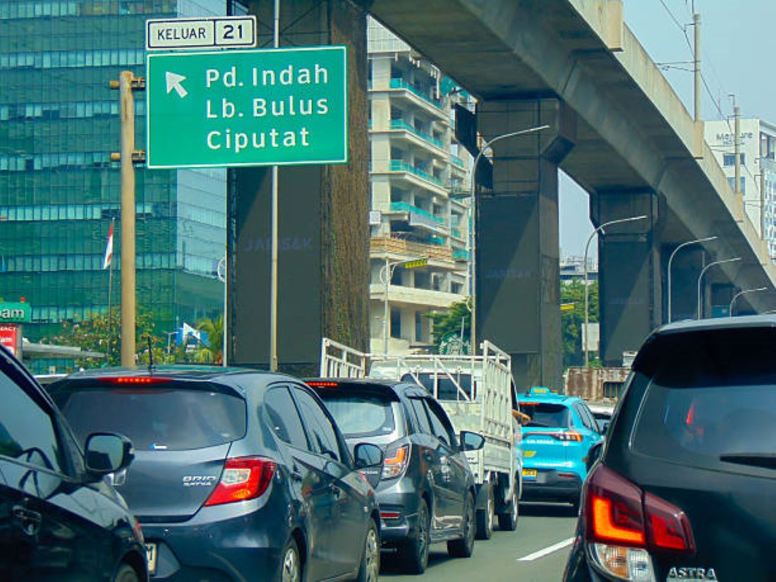 INFO PENTING! Ini Arti Kode Angka Pada Papan Penunjuk Jalan Tol