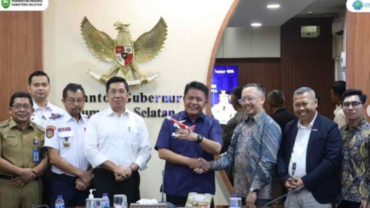 HD Buka Gerbang Internasional Sumsel, AirAsia Siap Terbang dari Palembang ke Kuala Lumpur