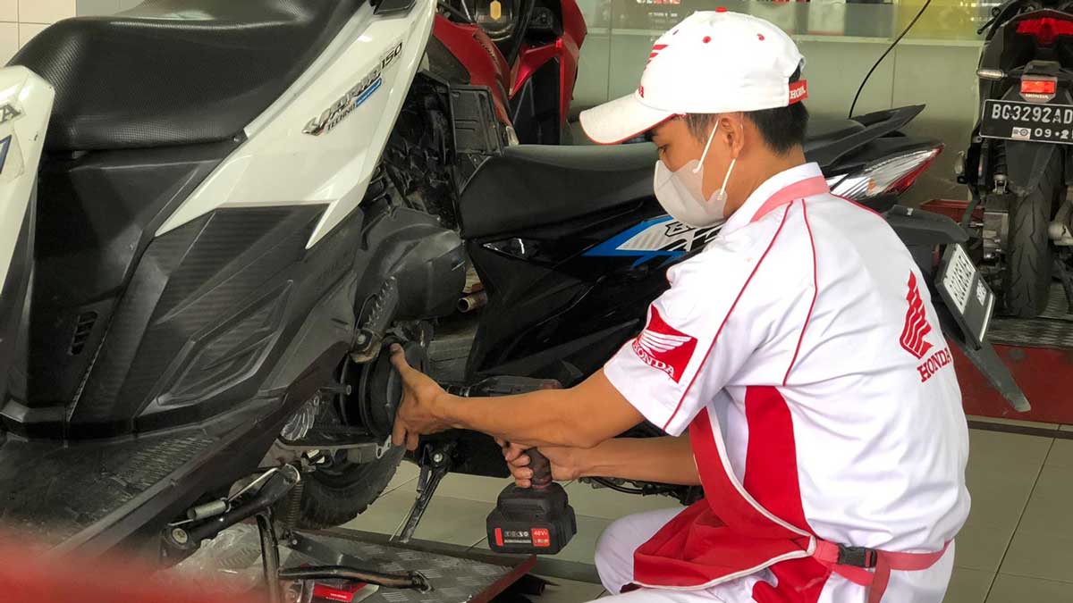 Manjakan Insan Pers, Astra Motor Sumsel Bagi-Bagi Paket Service dan Ganti Oli Gratis