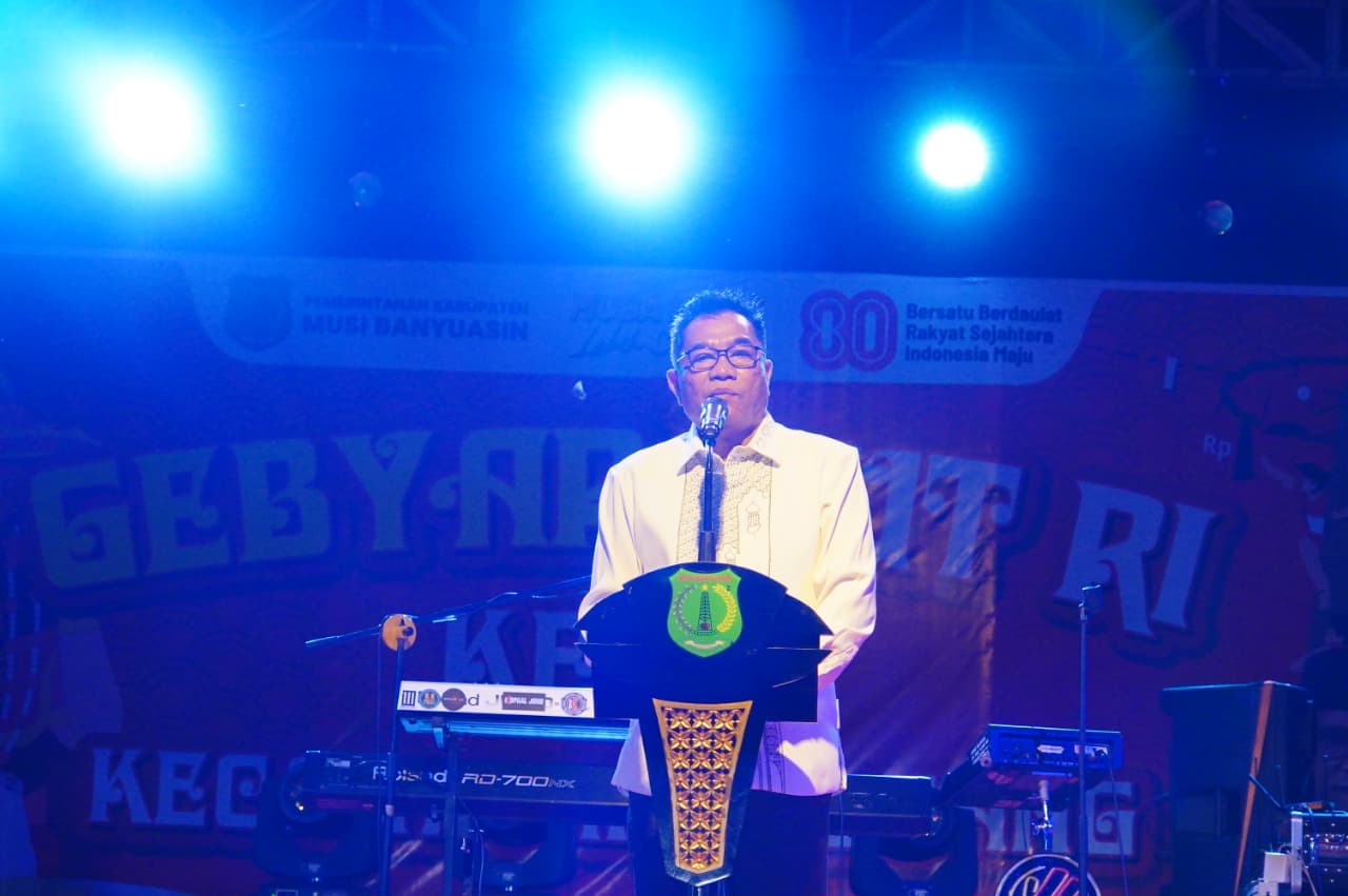 Bupati Muba Hadiri Malam Puncak HUT ke-80 RI di Kecamatan Keluang