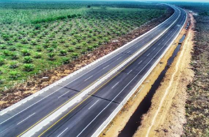 Raih Rekor MURI, Jalan Tol Terpanjang di Indonesia Ini Telan Anggaran Rp21,95 Triliun