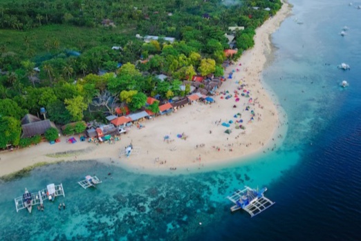 7 Tempat Wisata Terpopuler di Manokwari, Keindahan Alamnya Sangat Mempesona