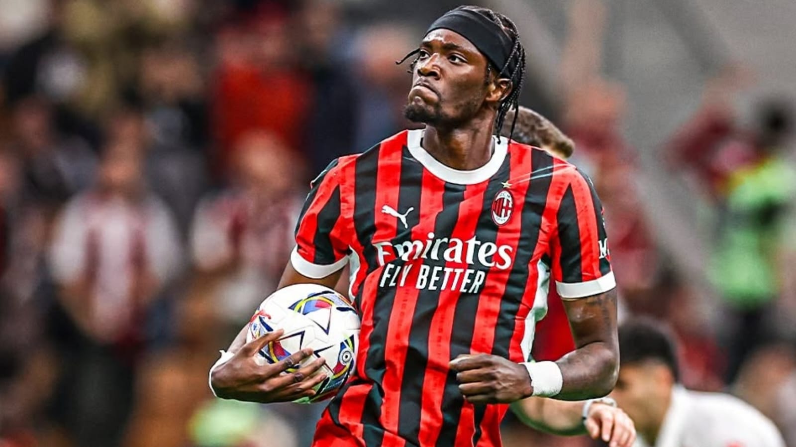 AC Milan 2-2 Fiorentina: Abraham dan Jovic Bawa Tuan Rumah Bangkit dari Kekalahan Memalukan