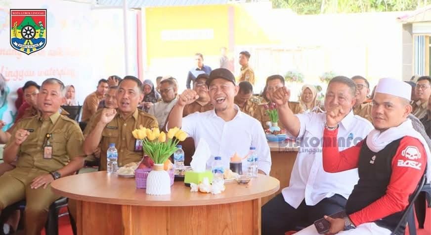 Wako Lubuklinggau H Rachmat Hidayat Terima Sertifikat Aset PSU Developer Perumahan