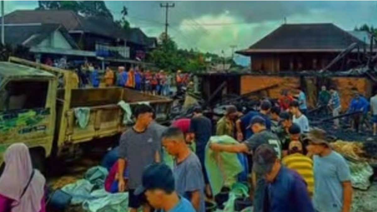 Bantu Ringankan Beban Sesama, DPC Gerindra Lahat Salurkan Sembako untuk Warga Tertimpa Musibah