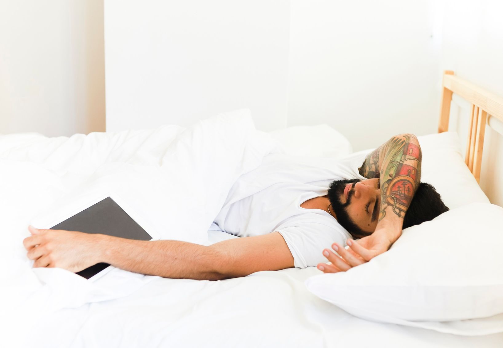 Tiba-Tiba Susah Bernapas Saat Tidur Telentang, Apa Penyebabnya?