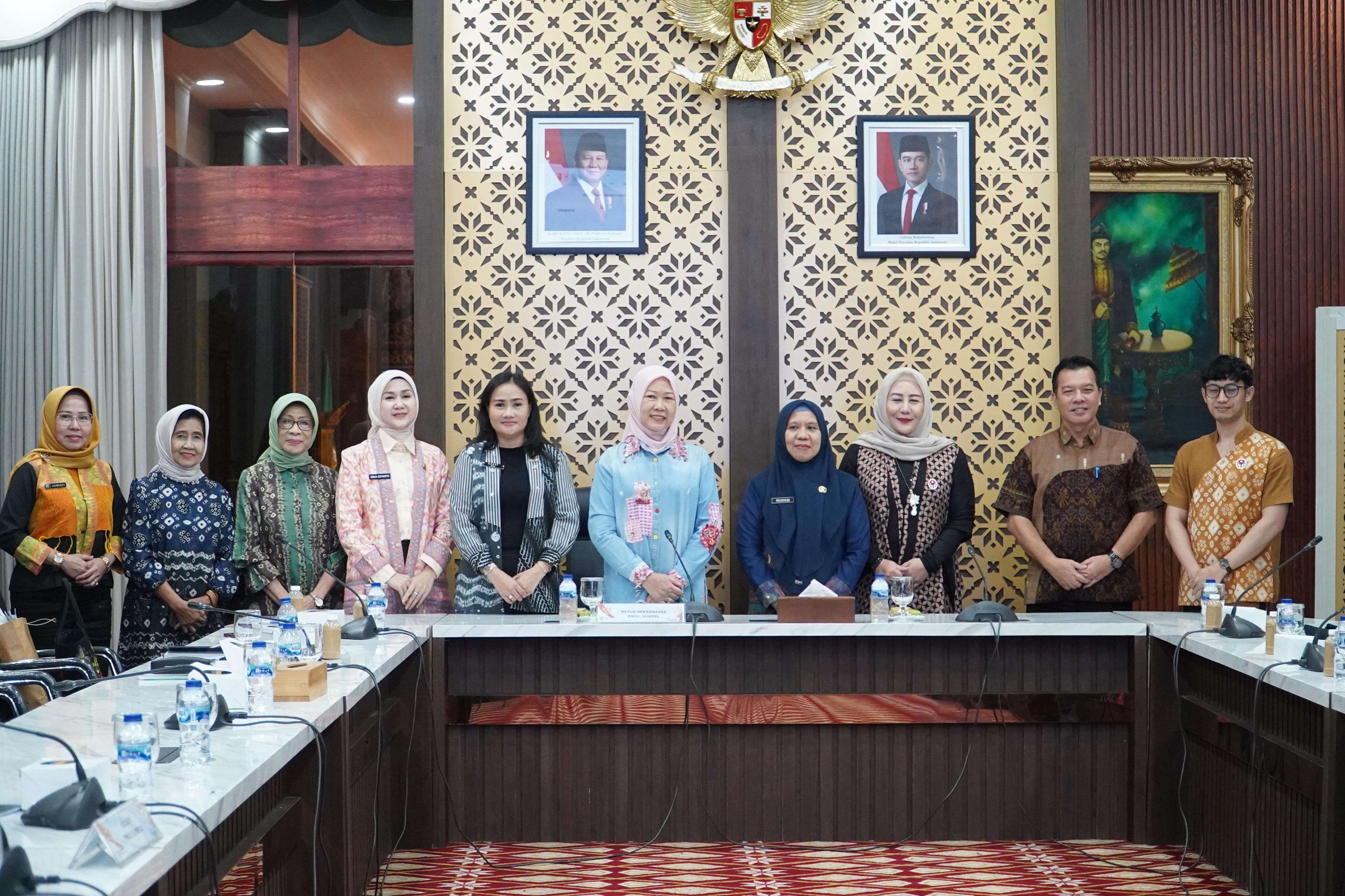 Feby Deru Dorong Daerah Tampilkan Produk Unggulan untuk Bersaing di Dekranas Award 2025