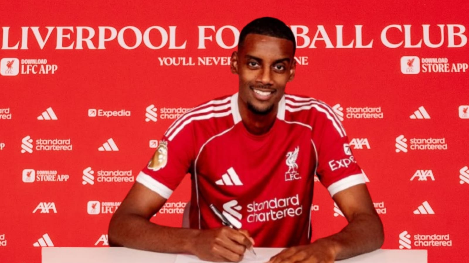 Alexander Isak Resmi Gabung Liverpool Pecahkan Rekor Transfer Premier League se-Inggris Raya