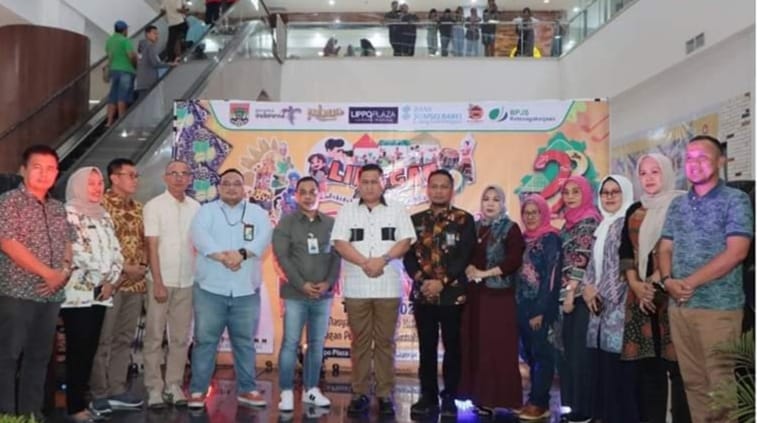 Meriahkan HUT Kota Lubuklinggau Ke- 23, Puluhan Pelajar Ikuti Lomba Fashion Recycle Show 