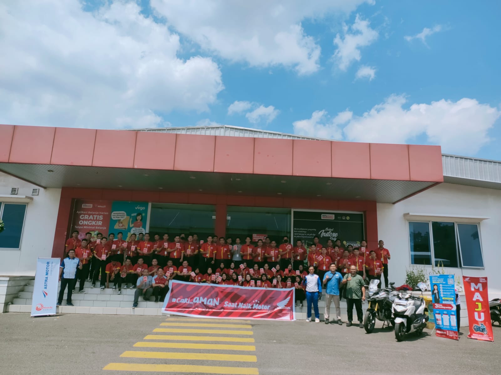Pelatihan Safety Riding Astra Motor Sumsel Bersama PT Sumber Alfaria Trijaya Tbk
