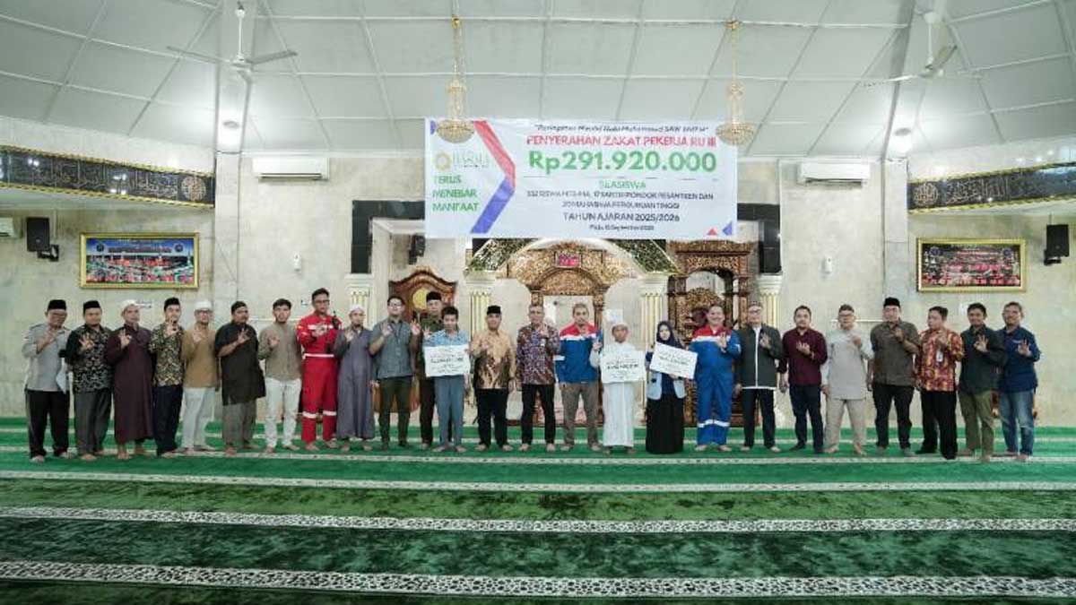 Bazma Kilang Pertamina Plaju Wujudkan Kepedulian Sosial, Salurkan Rp291 Juta Zakat Pekerja untuk Beasiswa