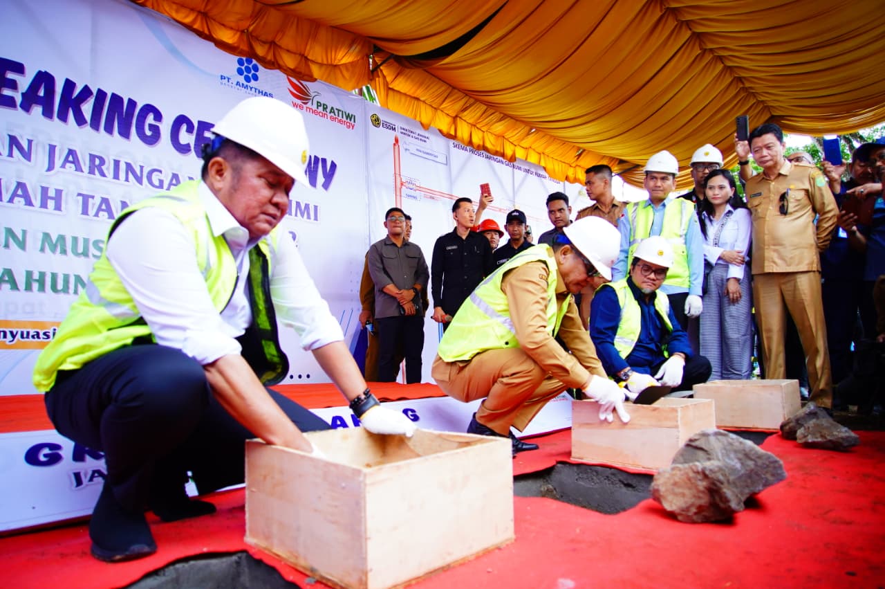 Gubernur Sumsel Bersama Bupati Muba Resmikan Groundbreaking 5.143 Jargas di Babat Supat