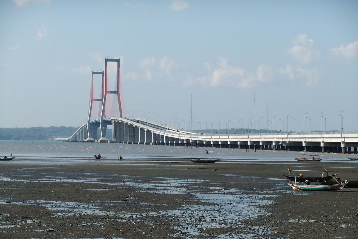 ANTI TSUNAMI! Inilah Jembatan Laut Terpanjang di Dunia Penghubung Jawa - Sumatera