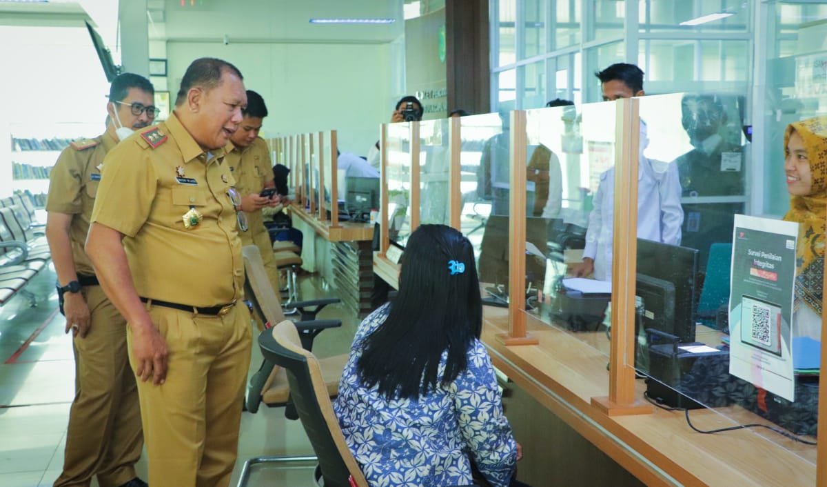 PJ Sekda Musi Banyuasin Sidak di Hari Pertama Kerja Tahun 2023, Hasilnya Nihil ASN Bolos