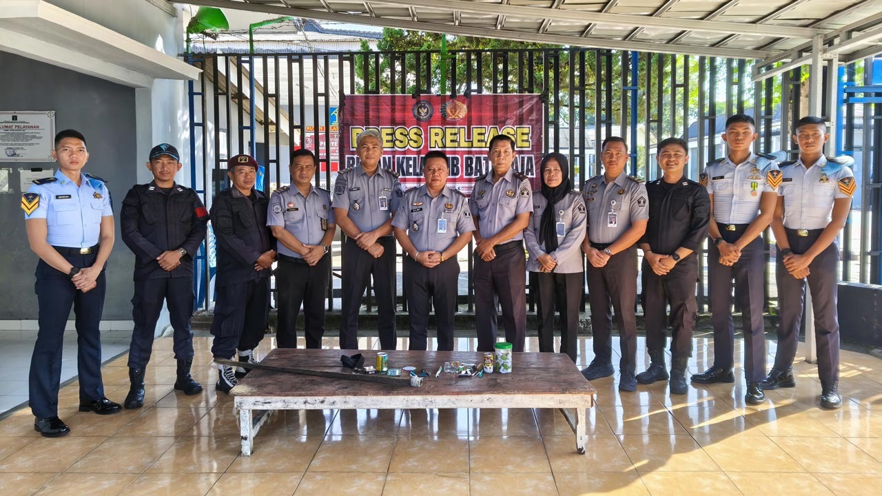 Rutan Kelas IIB Baturaja Kembali Razia Blok Hunian Cegah Gangguan Kamtib