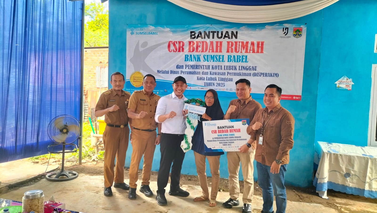Wali Kota Lubuk Linggau Resmikan Rumah Bantuan CSR Bedah Rumah Bank Sumsel Babel di Cereme Taba