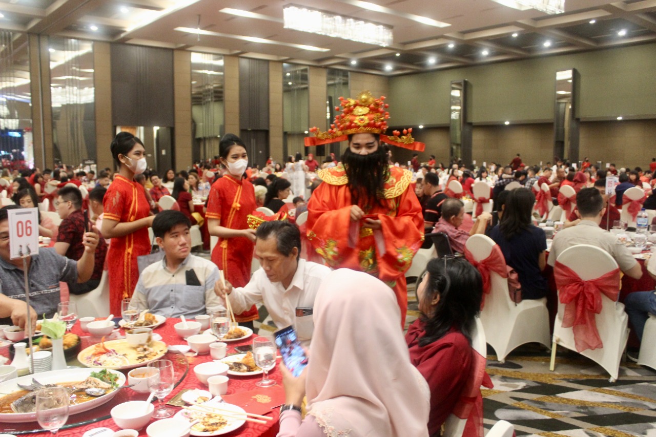 Rayakan Pergantian Tahun Kelinci di Harper Palembang, Hadirkan Dinner Ciatok Dimeriahkan Wushu Acrobatic