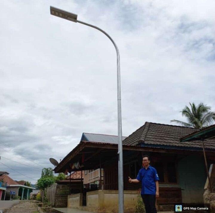  10 Titik Lampu Tenaga Surya Terpasang di Desa Jagabaya  