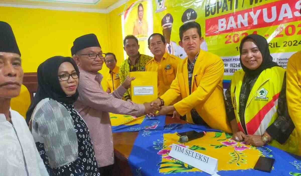 Serius Maju pada Pilkada Banyuasin 2024, Ardi Arfani Kembalikan Formulir Golkar dan PAN