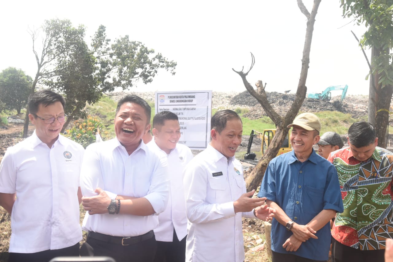 Menteri LH Apresiasi Langkah Strategis Pemprov Sumsel dan Pemkot Palembang Tangani Sampah di TPA Sukawinatan
