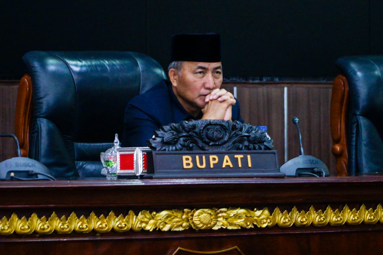 Hadiri Rapat Paripurna, Pj Bupati Muba Dengarkan Laporan Reses II DPRD