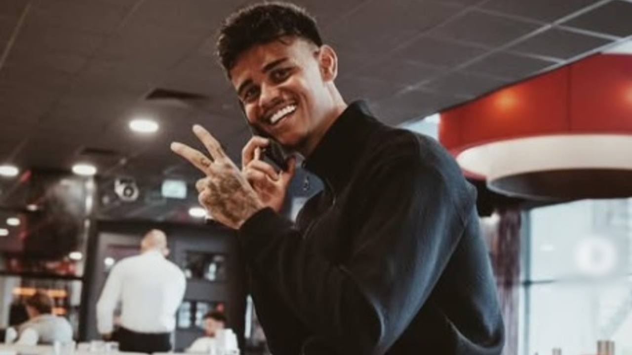 Selangkah Lagi! Mees Hilgers Jadi Pemain Timnas Indonesia Pertama di Premier League