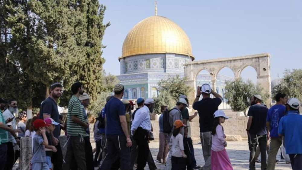 ASTAGHFIRULLAH! Warga Israel Serang Masjid Al-Aqsa, Lakukan Ritual Yahudi