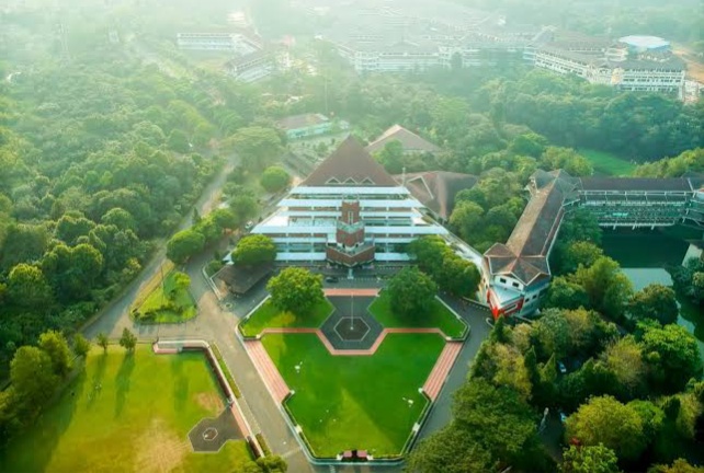 Rekomendasi 5 Kampus Ternama yang Terdapat di Bogor, Bisa Jadi Referensi Kamu Untuk Melanjutkan Pendidikan