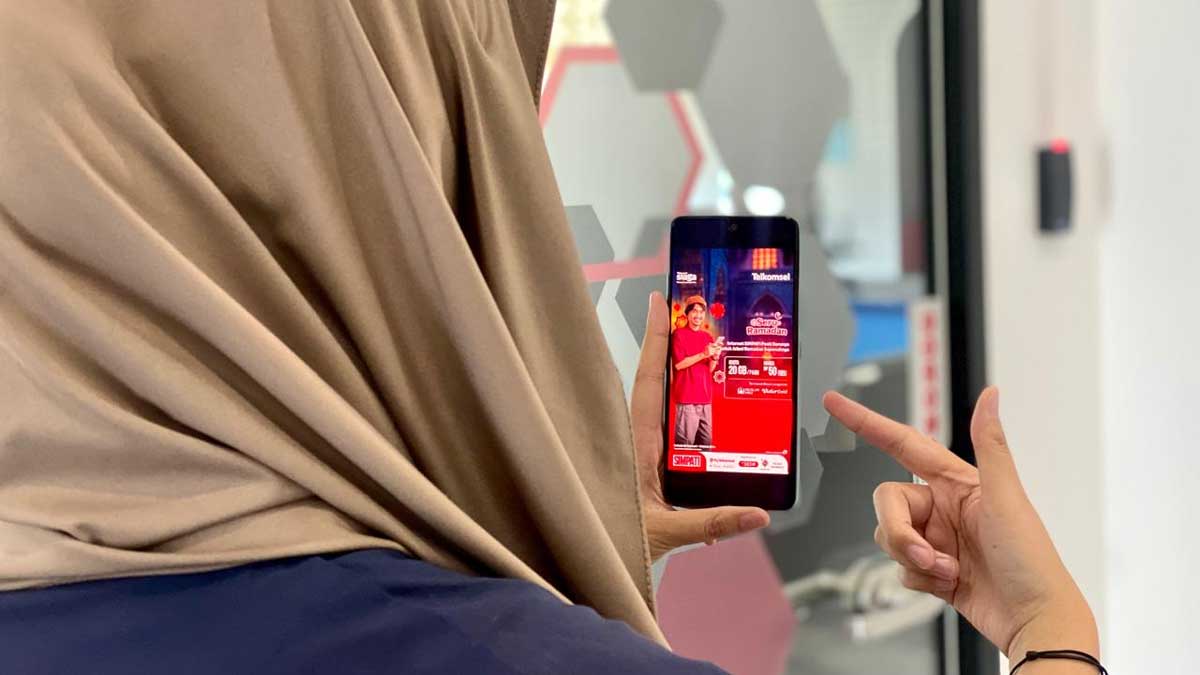 Paket Ramadhan SIMPATI: Kuota 20GB + Muslim Pro Premium & Vidio Gold!