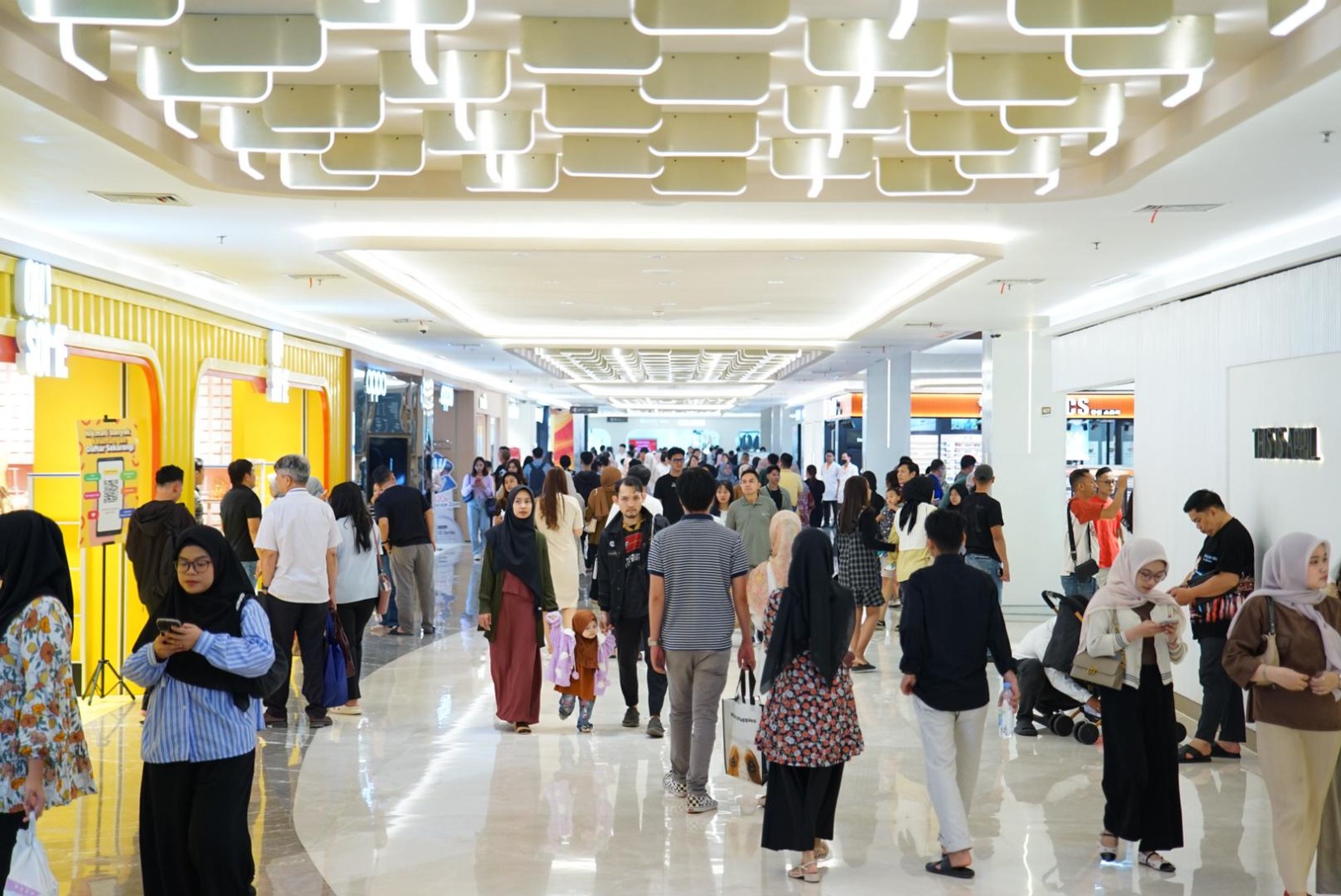 Palembang Indah Mall Bagikan Hadiah Langsung Tanpa Diundi Lewat Program July Exclusive Rewards