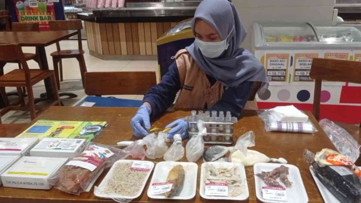 BPOM Palembang Sita 5 Jenis Makanan Mengandung Formalin dan Rhodamin B, Ditemukan di Pasar Beduk 