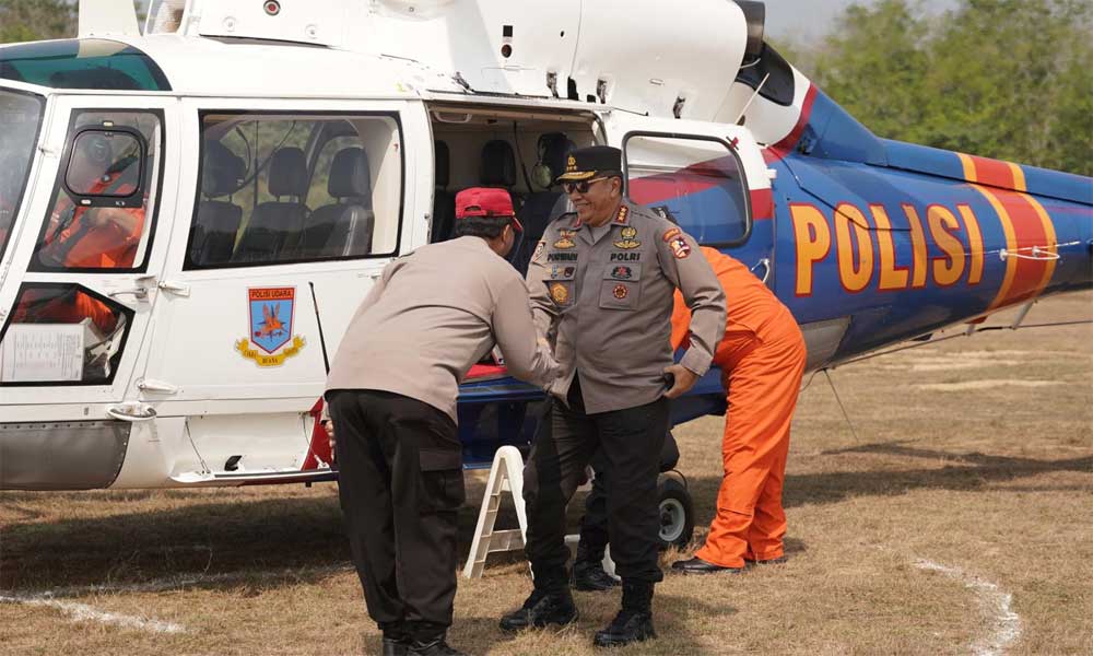 Kapolda Sambut Kalemdiklat Polri di Palembang, Langsung ke SPN Polda Sumsel Naik Helikopter