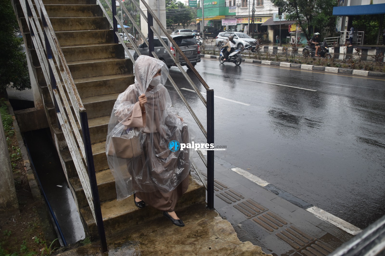 Peringatan Cuaca Dini Hari Kamis 12 Oktober 2023: 2 Daerah di Sumatera Selatan Diprediksi Hujan Ringan