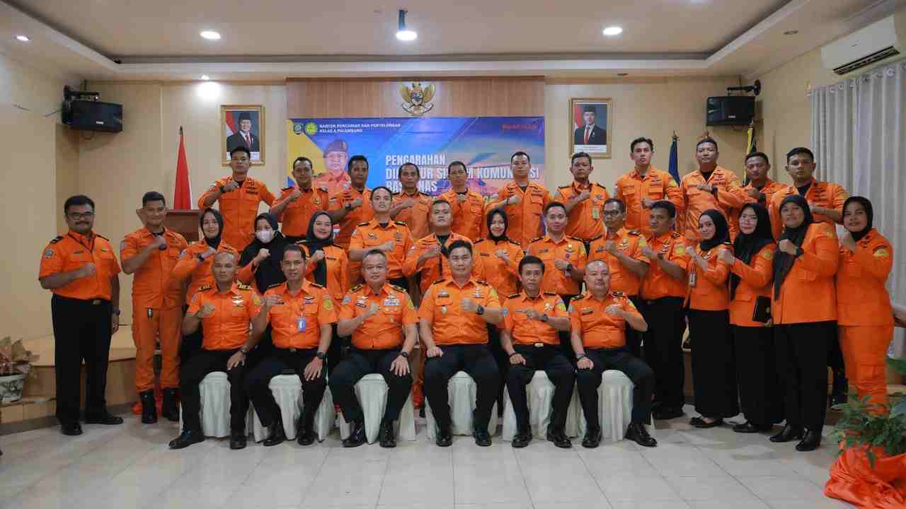 Dirsiskom Basarnas Cek Kondisi Peralatan Komunikasi Kantor SAR Palembang, Ternyata Ini Tujuannya