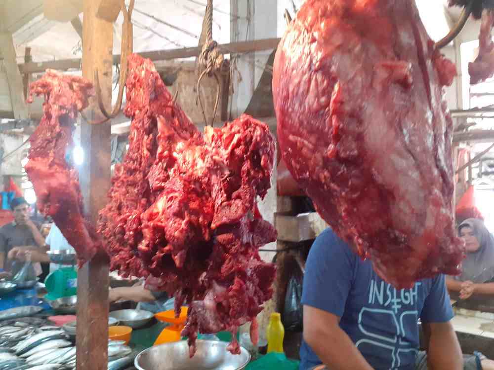Penjualan Turun, Pedagang Daging Sapi di OKU Mengeluh