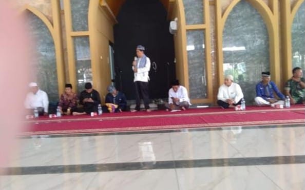 Anggota Babinsa Koramil 405-01/TT Ikuti Tabligh Akbar