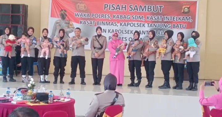 Sertijab Perwira Polres Ogan Ilir, Diwarnai Tangisan Bayi