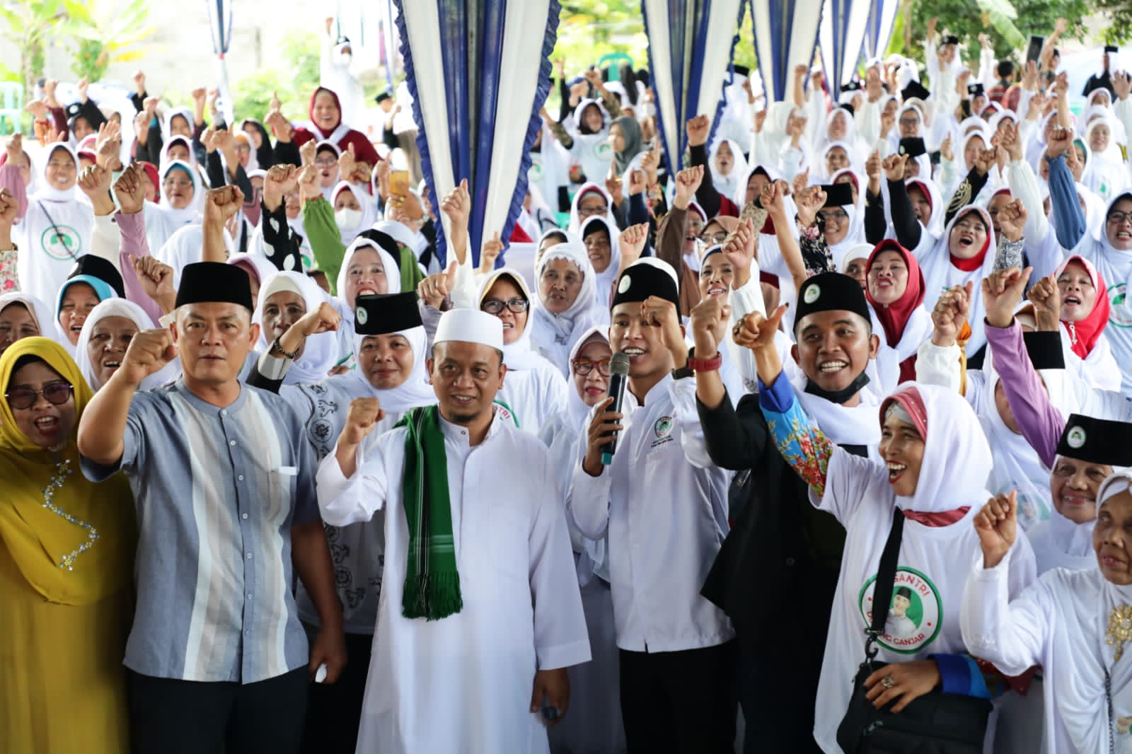 Santri Dukung Ganjar di Sumsel Gelar Doa untuk Negeri, Harap Indonesia Lebih Maju dan Sejahtera