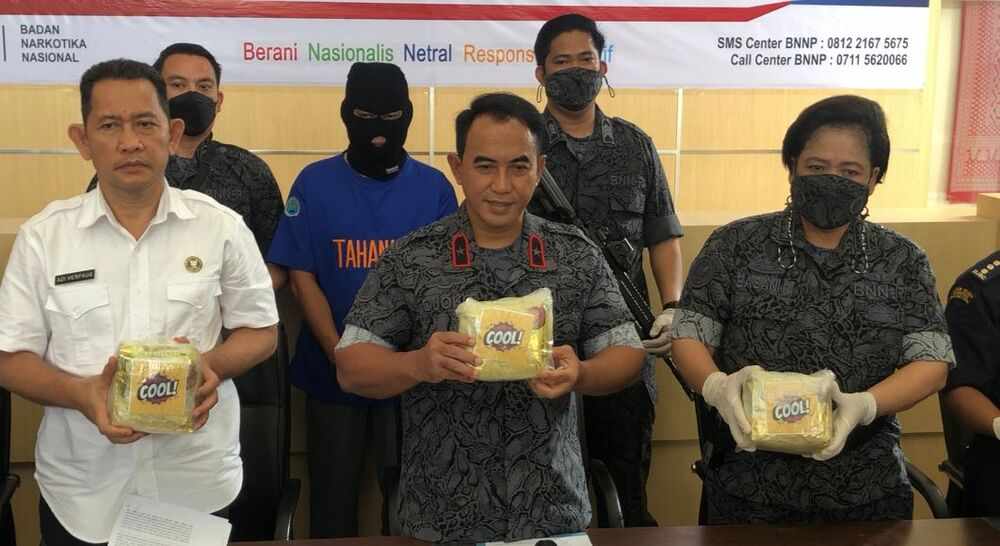 Wow! Ternyata Pemilik 115 Kg Sabu yang Ditangkap BNNP Sumsel Distributor Sekaligus Pengendar 