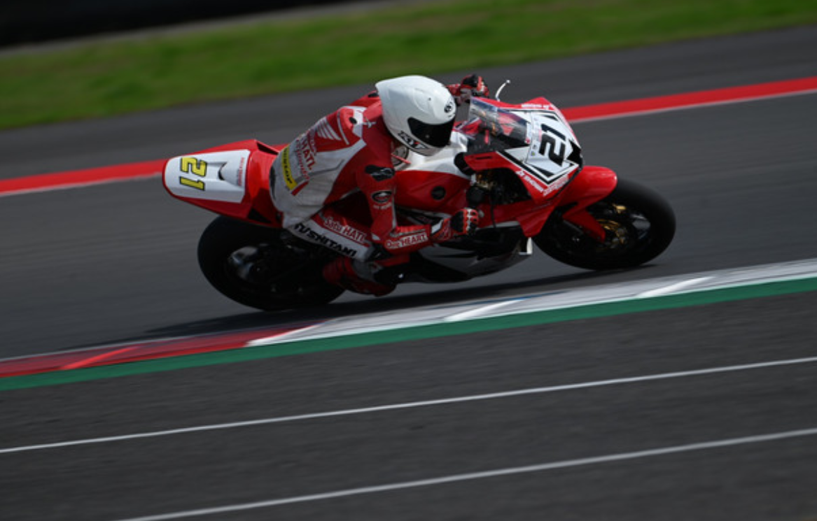 Pebalap AHRT Andalkan Kecepatan CBR Series di Seri Terakhir Mandalika Racing Series