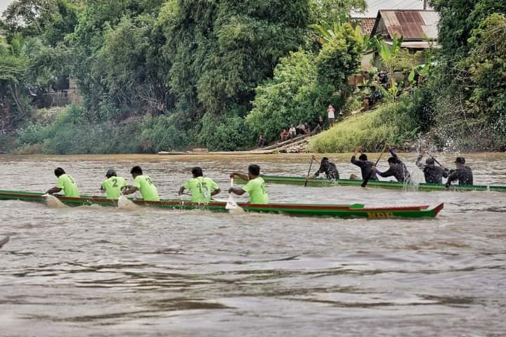 Legenda Cinta Segitiga di Balik Adu Perahu Bidar di Sungai Musi